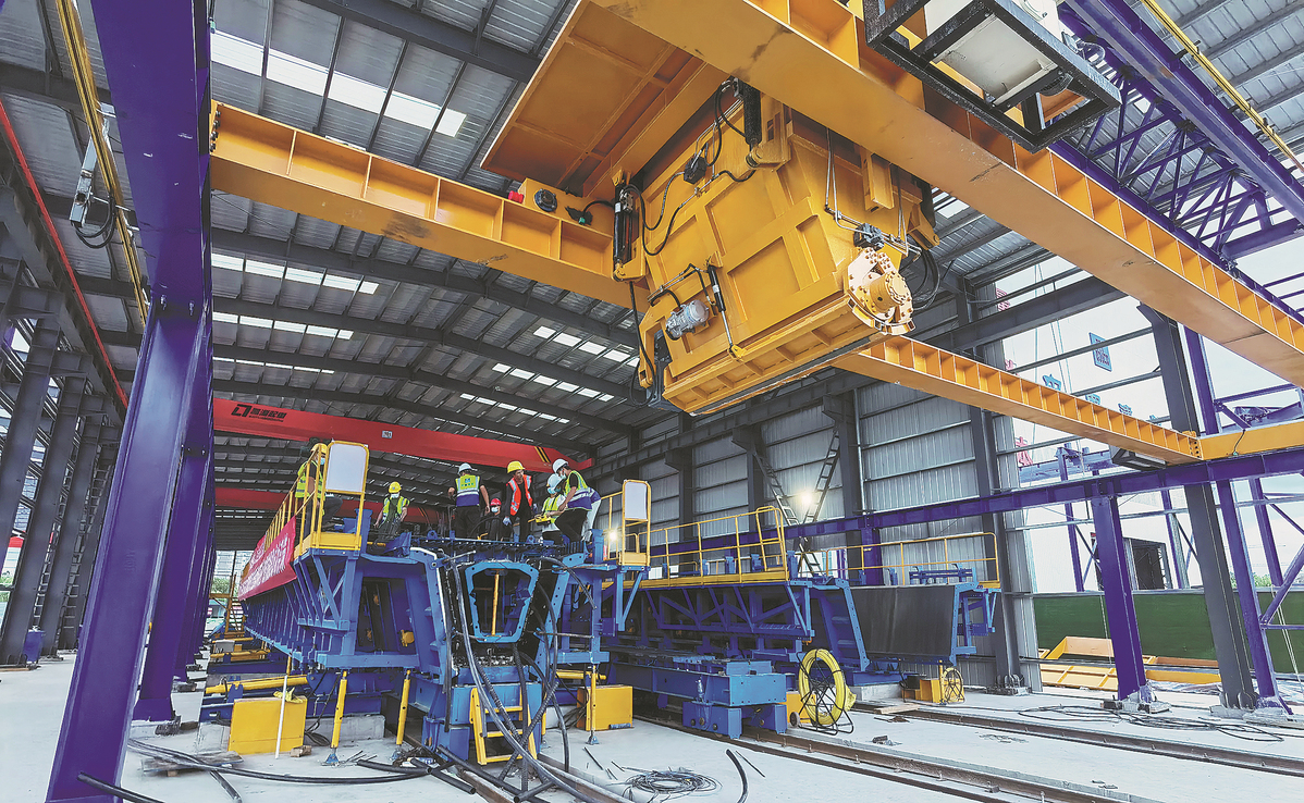 Exploring the Excellence of Hebei Hardware Factory Chair Rail Manufacturers