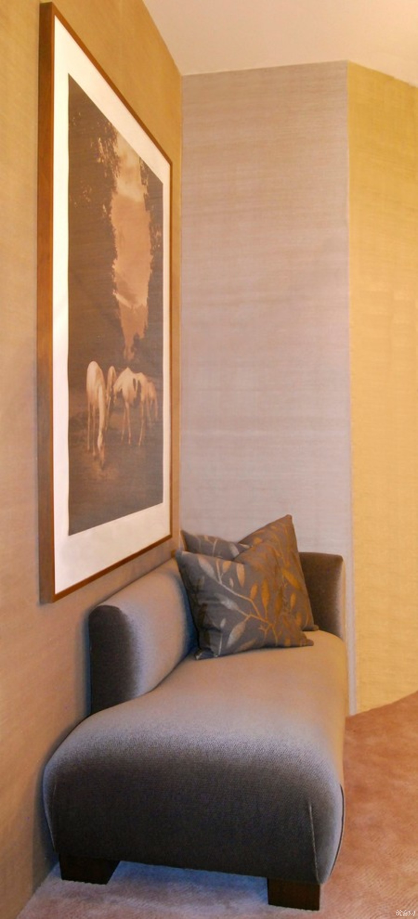 Custom Furniture Legs Manufacturer in Foshan - Achieving Unparalleled Quality and Style