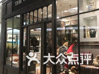 The Fruit Dragon Hardware Store: Transforming the Way You Work