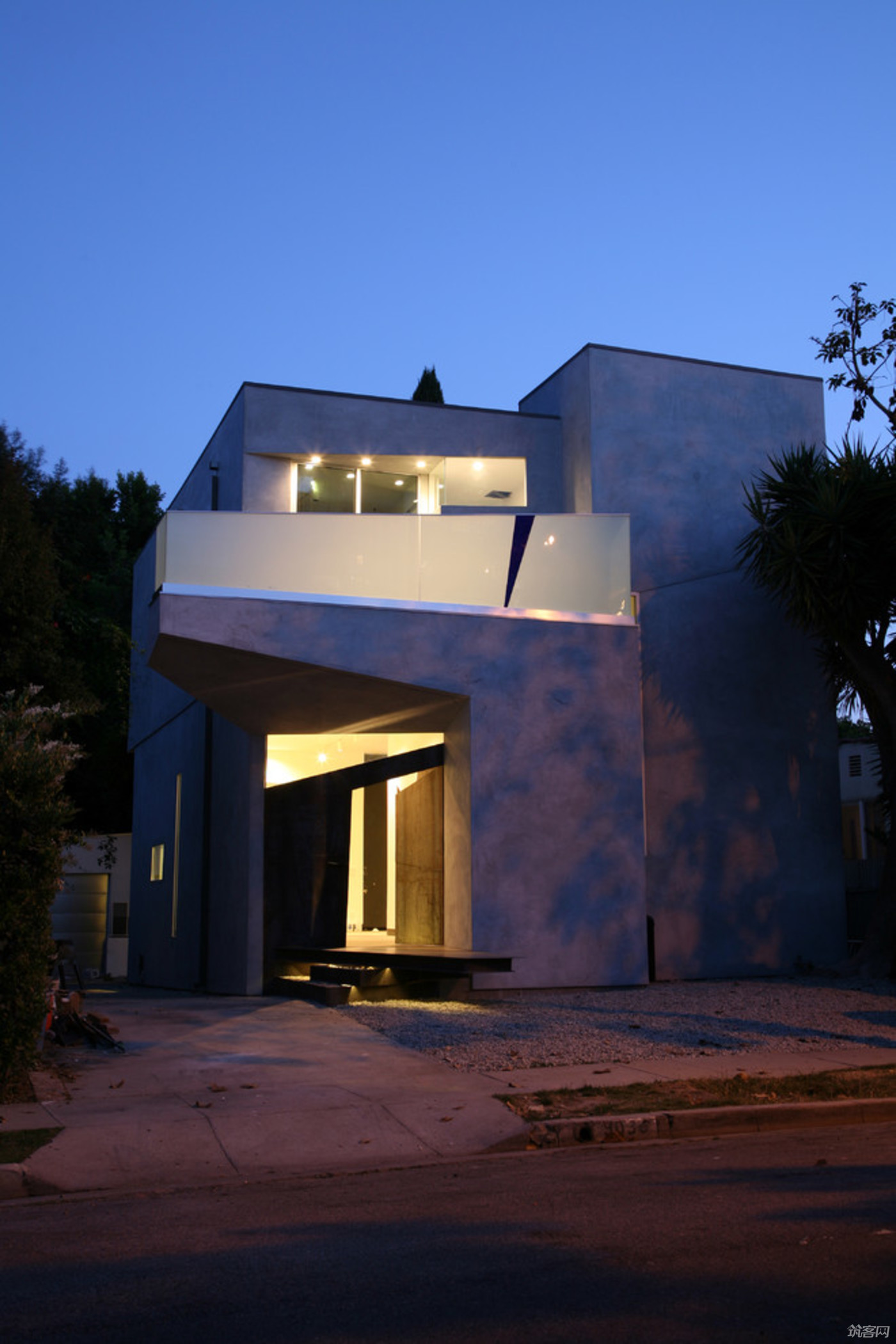 Exploring the Art of Full-House Customization with High-End Hardware Lighting in Shandong, China