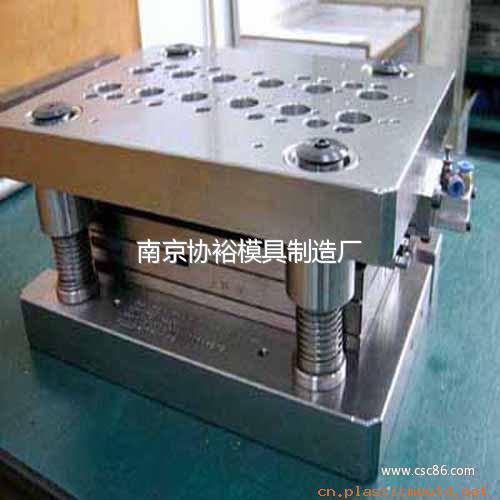 Stamping Hardware Manufacturers in Xiangcheng District
