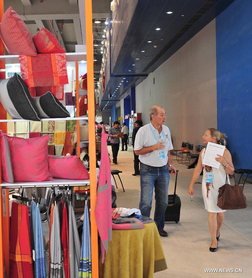 Discover the Trendy Female Footwear in Guangdong - A Comprehensive Guide for Your Next Purchase