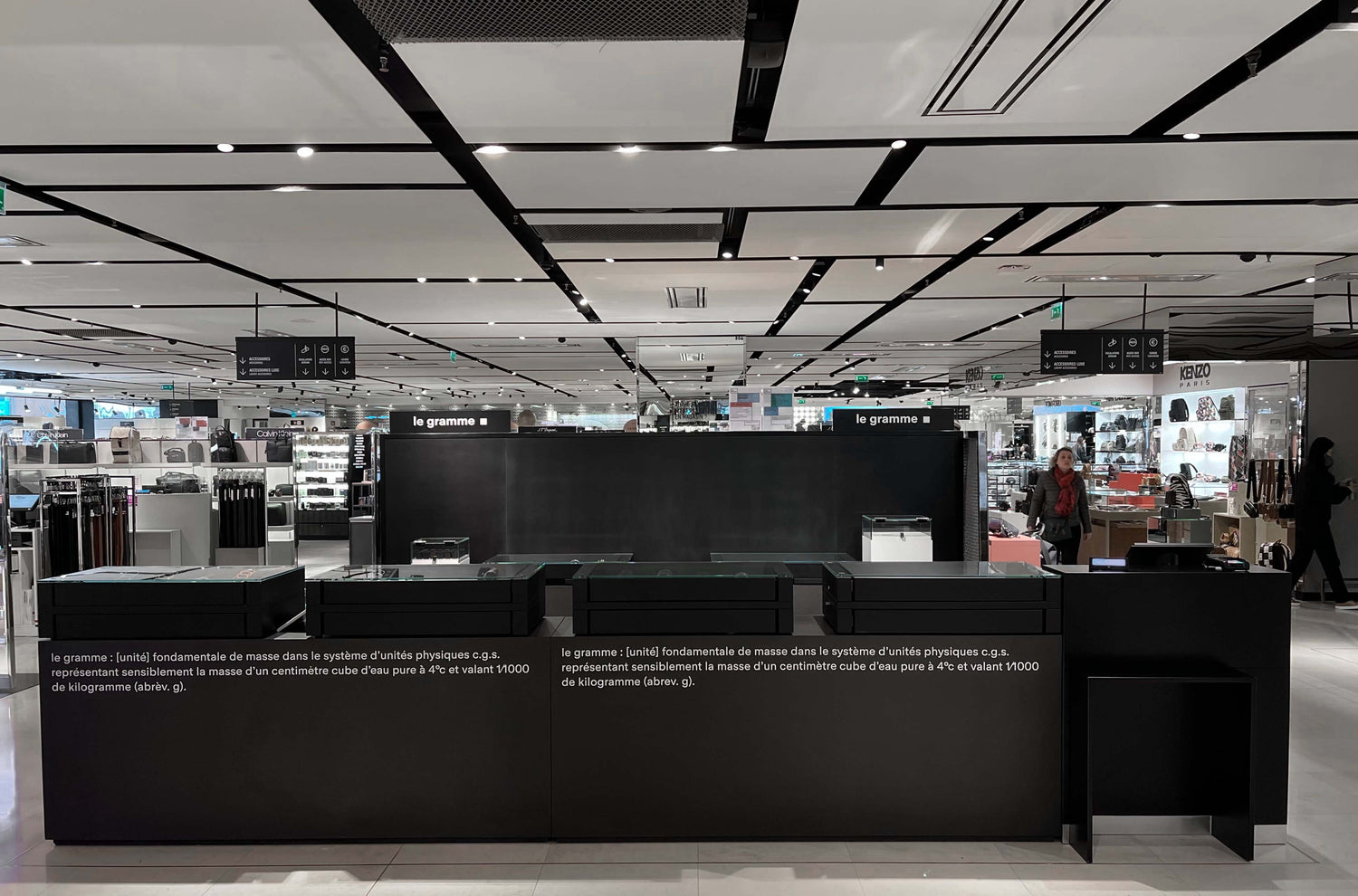 How to Organize and Display Hardware Store Merchandise