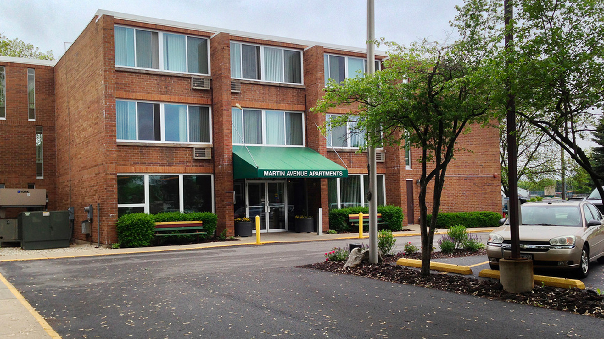 Is Opening a Hardware Store in a Residential Community Profitable?