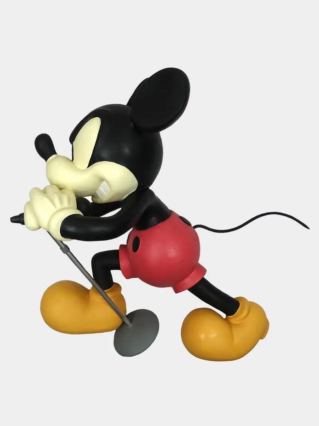 Exploring the Budget-Friendly Brands for Mickey Mouse Hardware Display Pieces