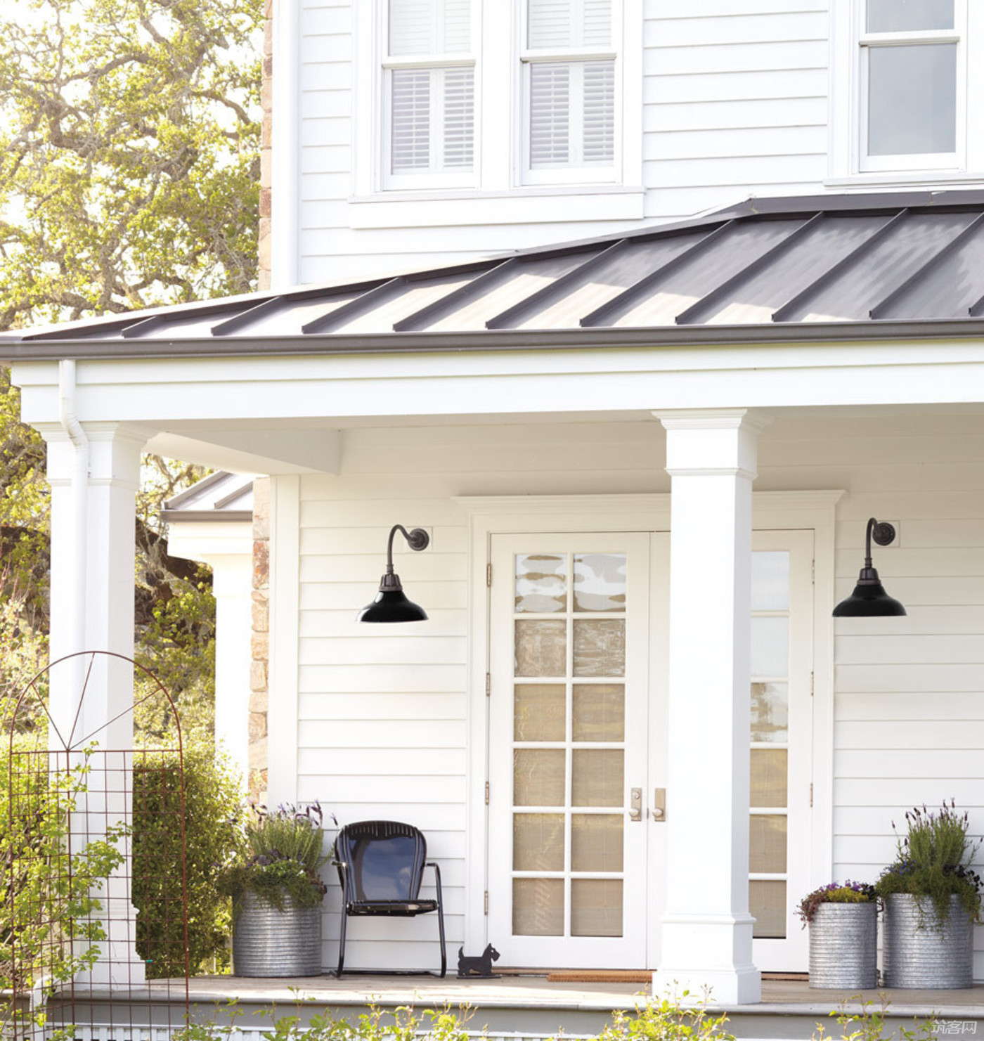 Lighting Accessories Emporium: A Haven for Interior Designers and Home Decorators