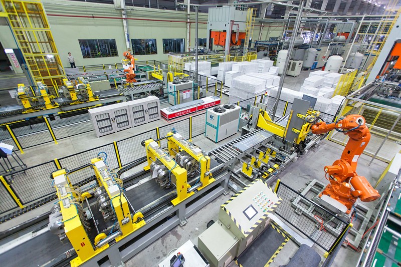 Where is the Jianping Hardware Factory in Liaoning?