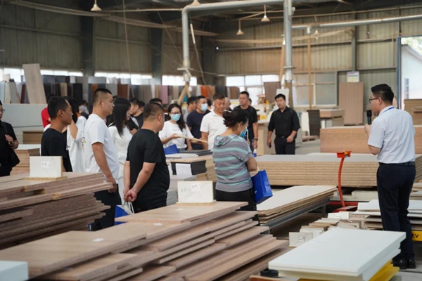 附近家具五金厂家，一站式解决方案与全方位服务