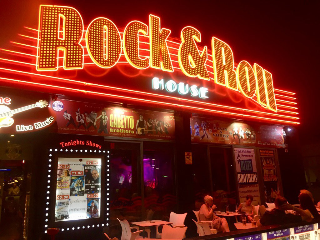 Rockkou Puzhen Hardware Store Location