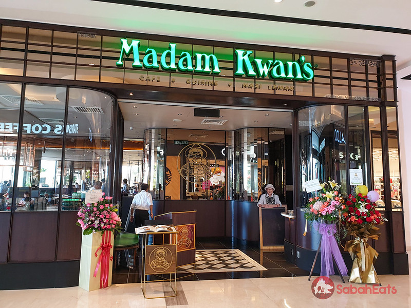 Majian Opens a Hardware Store
